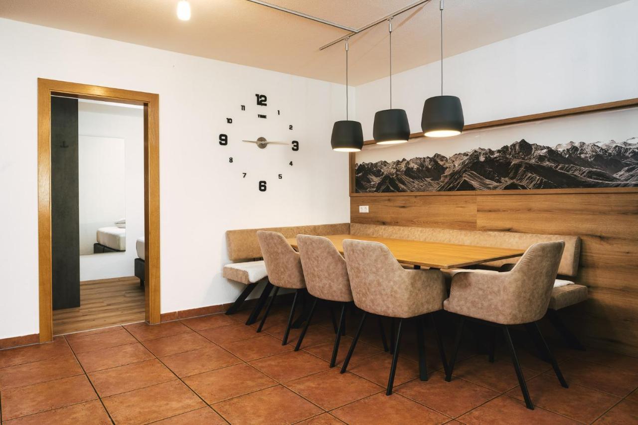 Camping Dreilaendereck Blockhuetten & Apartments 奥伯林塔尔的里德 外观 照片