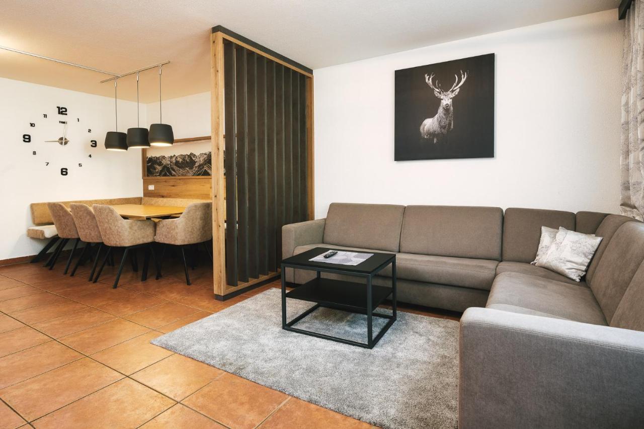 Camping Dreilaendereck Blockhuetten & Apartments 奥伯林塔尔的里德 外观 照片