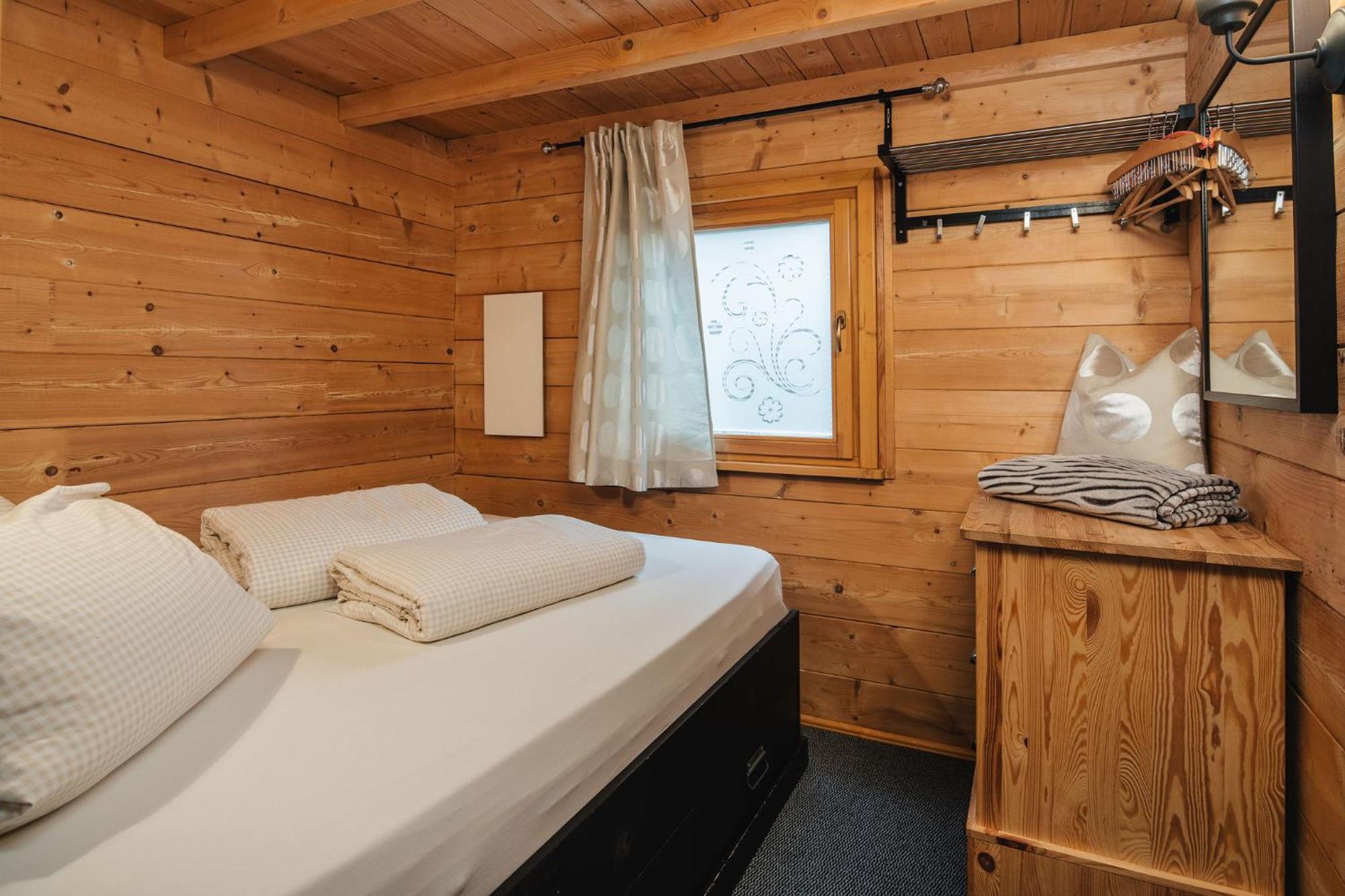 Camping Dreilaendereck Blockhuetten & Apartments 奥伯林塔尔的里德 外观 照片