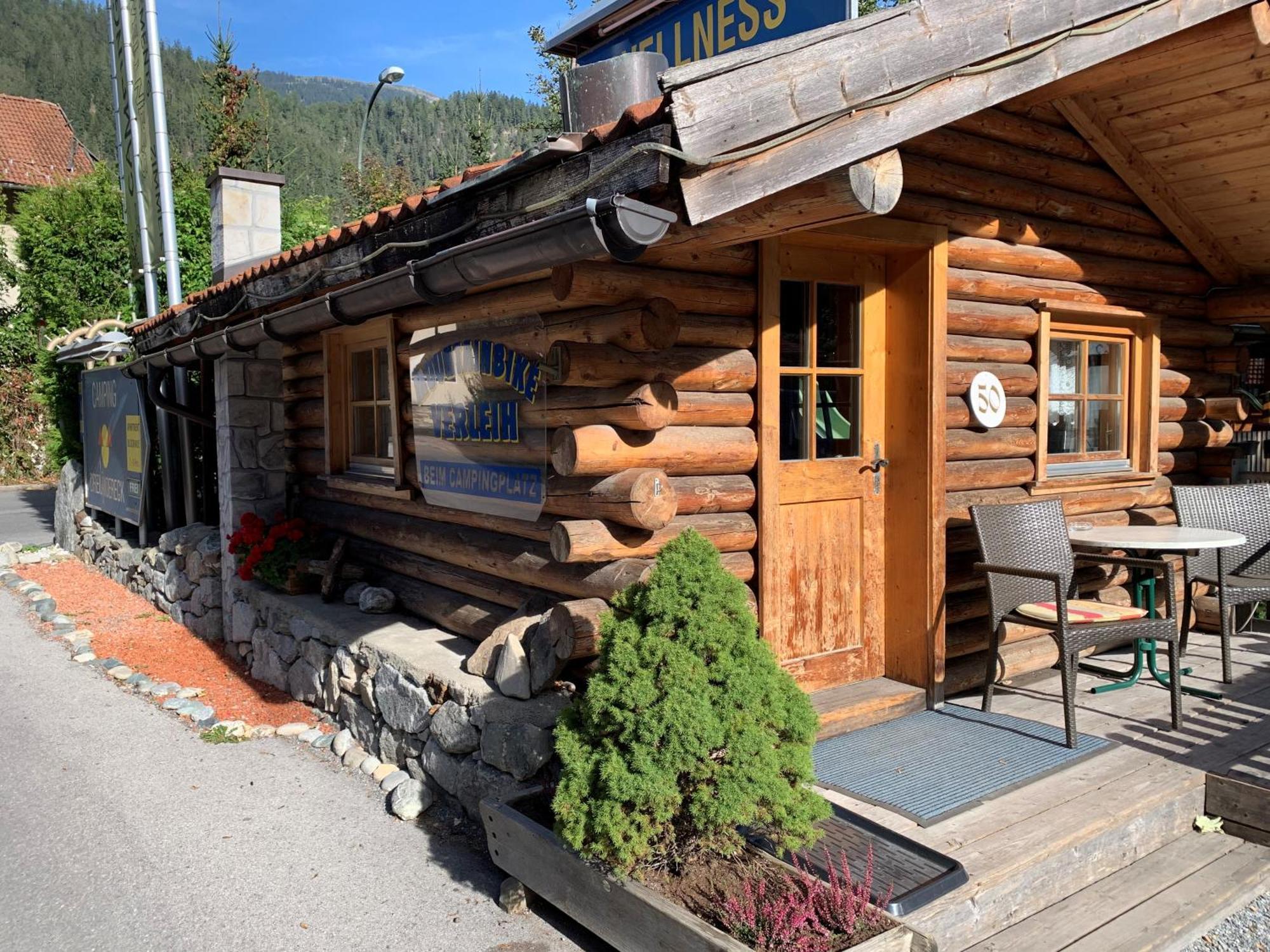 Camping Dreilaendereck Blockhuetten & Apartments 奥伯林塔尔的里德 外观 照片