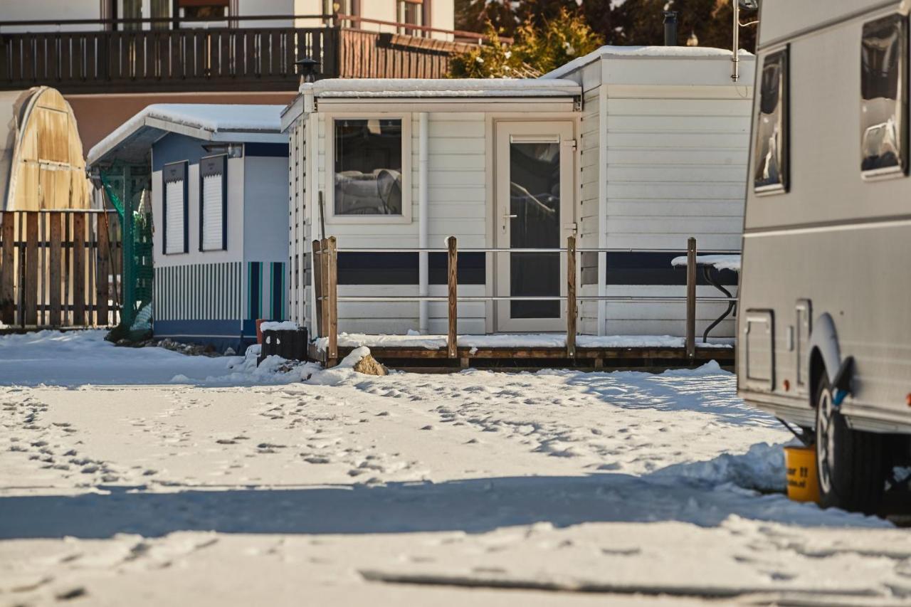 Camping Dreilaendereck Blockhuetten & Apartments 奥伯林塔尔的里德 外观 照片